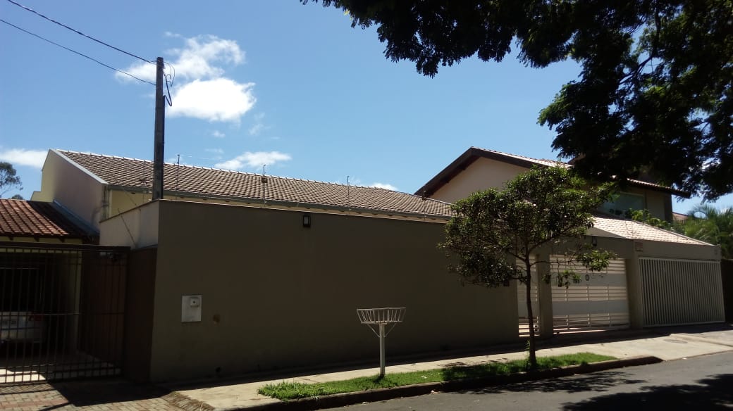 foto do anúncio Casa térrea no Jardim Mediterrâneo à venda, zona Sul, próxima Av. Harry Prochet em Londrina/PR.